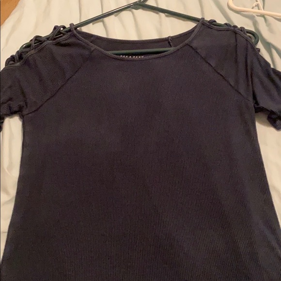 American Eagle Top - Picture 1 of 3